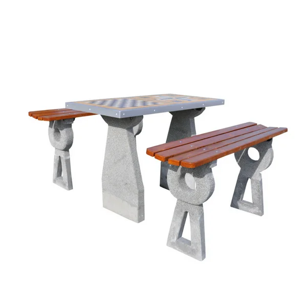 Betonowy stół do gry w szachy/chińczyka